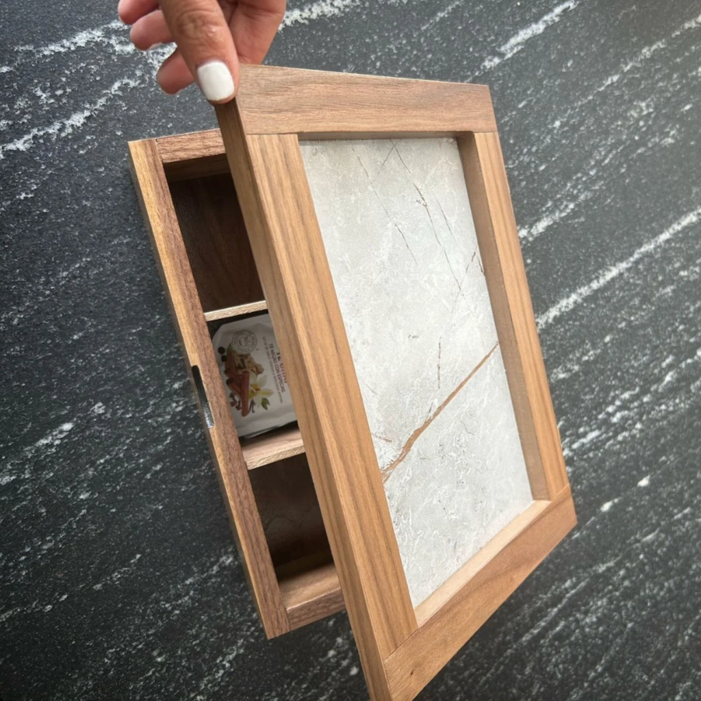 Caja de Té Blessed — Nogal